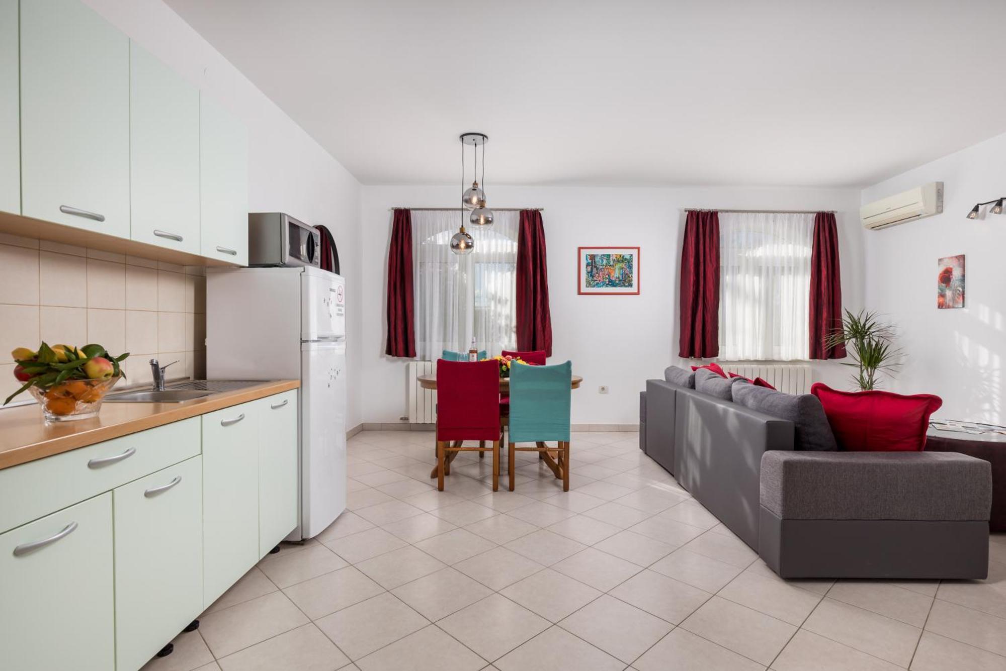 Apartments Kovacic Kraljevica Ngoại thất bức ảnh