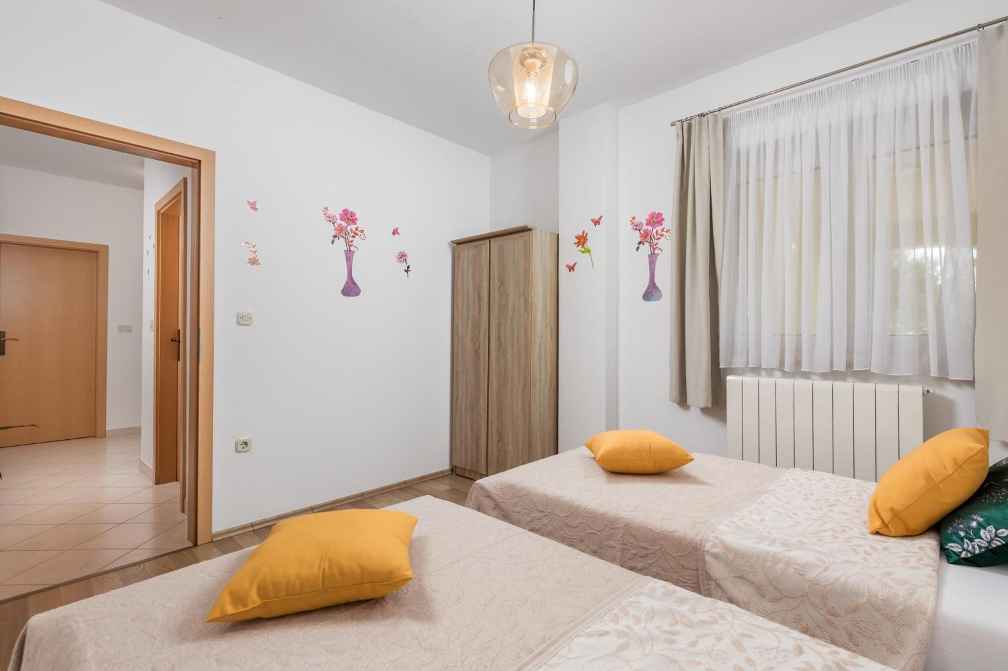 Apartments Kovacic Kraljevica Ngoại thất bức ảnh